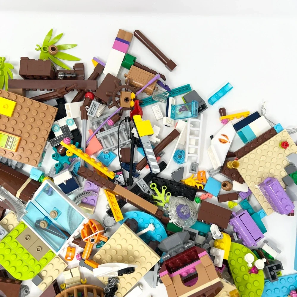 LEGO Heartlake City Amusement Friends  & Another Pieces Bulk Lote INCOMPLETE - Picture 7 of 9